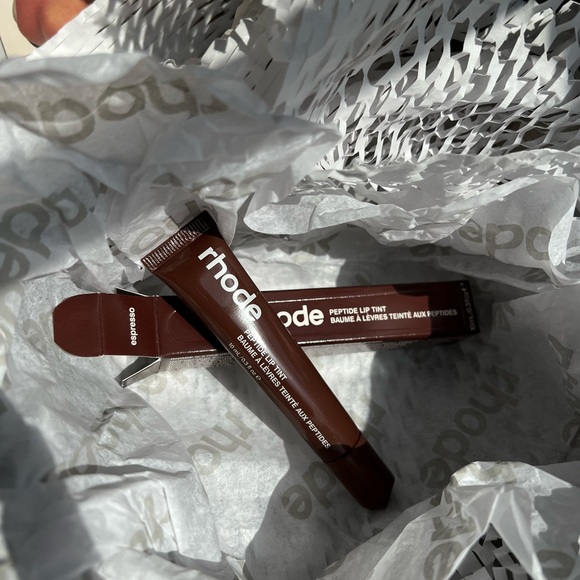 RHODE ESPRESSO☕️ LIP TINT🤍 - Picture 2 of 3